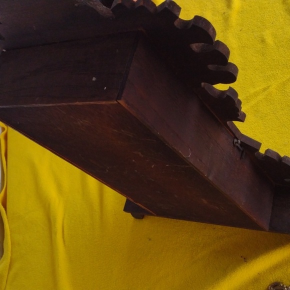 Antique October Moon CHERRY Wood Wall Clock with Gold  Pendulum & Accents - Picture 5 of 5